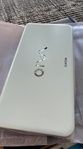 Sony vaio vpcp119kj new - new, in